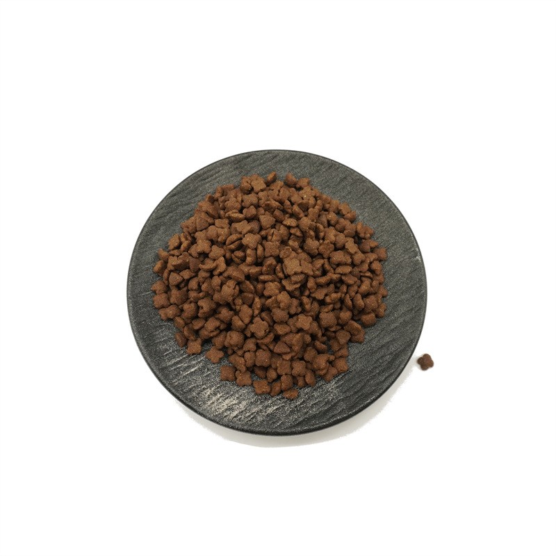  Flower shape dry cat food 